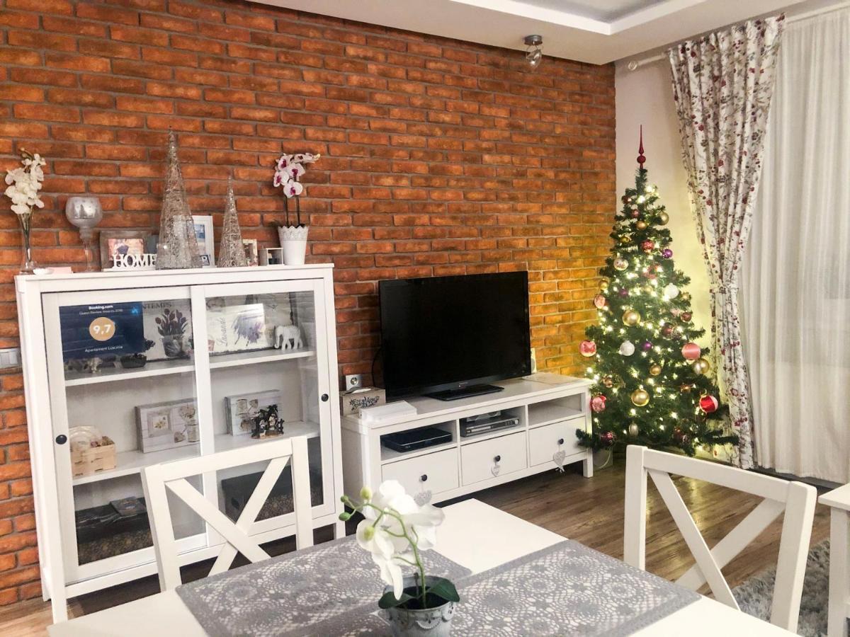 Apartament Luscinia Z 2 Sypialniami Krasków Eksteriør bilde