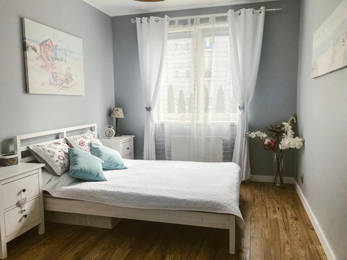Apartament Luscinia Z 2 Sypialniami Krasków Eksteriør bilde
